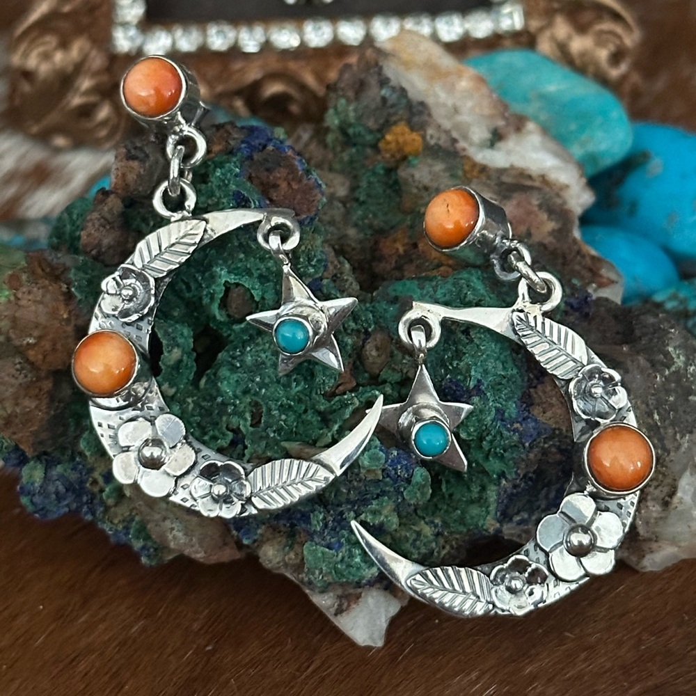 Spiny oyster turquoise moon, stars dangle southwestern Sterling silver earrings - Picture 2 of 6